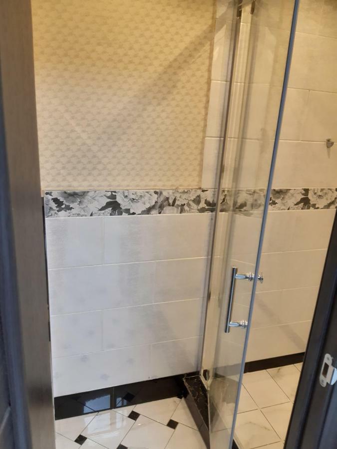 Квартира Студія Подобово 1 Lviv Kültér fotó